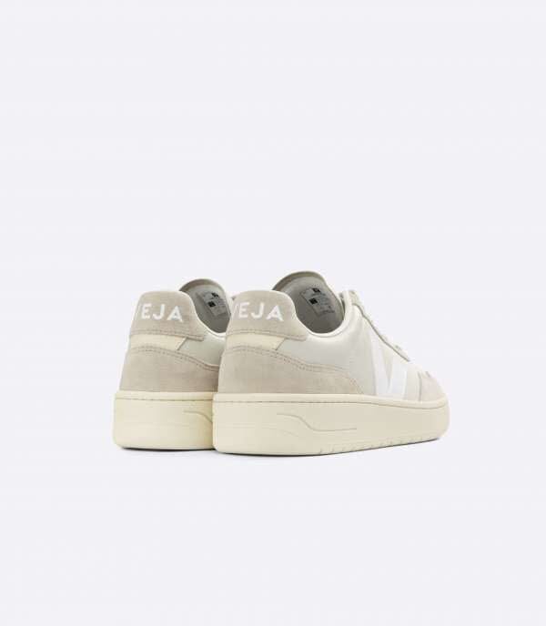 Veja V-90 Leather Sneakers Low Veja 